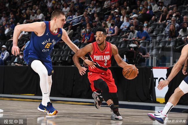 爱德华兹等 爱德华兹等