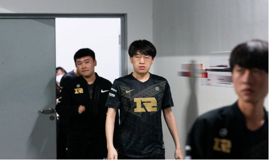 场上队友 场上队友